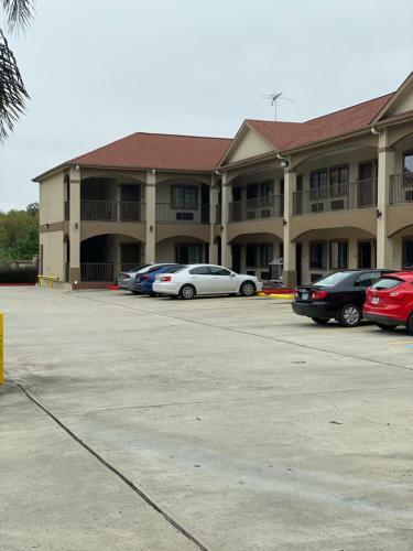 Hotel Lotus Inn