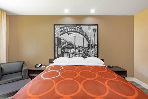 Hotel Super 8 By Wyndham Houston Nw Beltway 8
