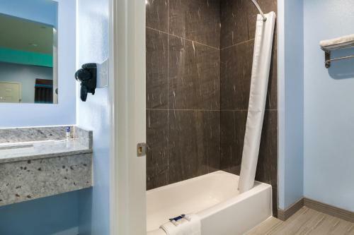 Hotel Americas Best Value Inn- Aldine Westfield
