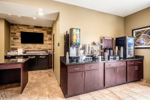 Hotel Cobblestone Inn & Suites - Kermit