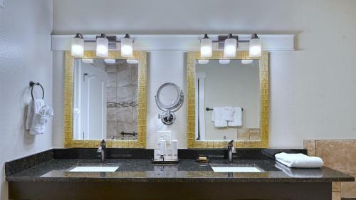 Hotel Carter Creek Winery Resort & Spa