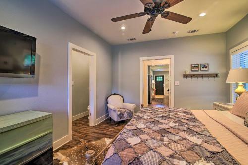 Kerrville Cottage With Rustic Charm And Backyard!