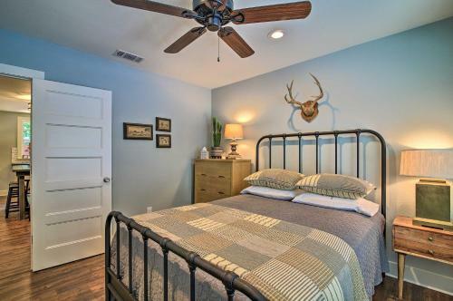 Kerrville Cottage With Rustic Charm And Backyard!