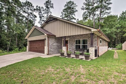 Country Modern Home About 3 Mi To Main Street!