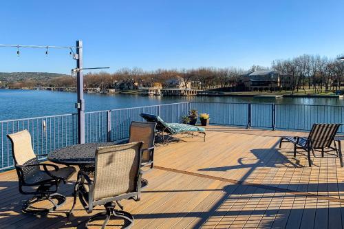 Lakeshore's Edge