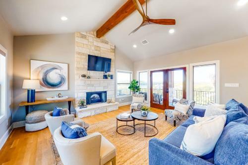 Lago Vista Retreat