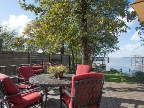 Made For Family Fun! Open Water Beauty