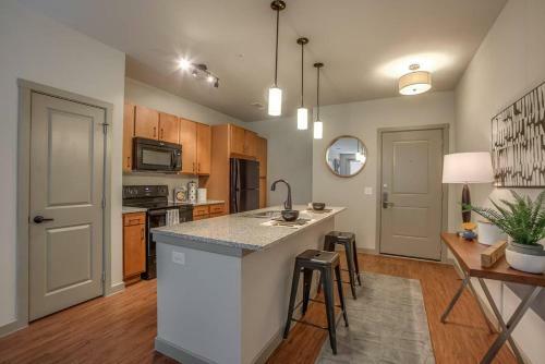 Apartamento Texas Corporate Housing Solutions Professional Apt