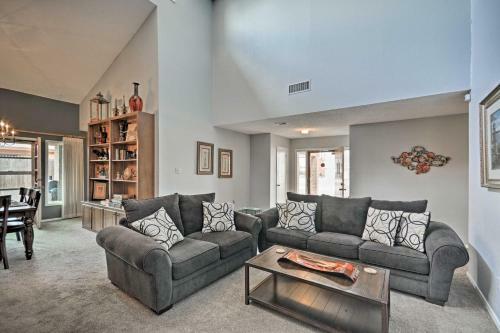 Lubbock Townhome With Grill -5 Mins To Ttu And Downtown