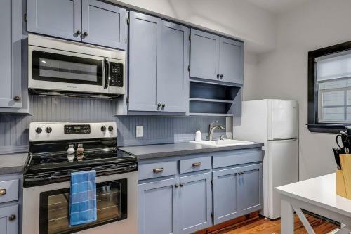 Apartamento Mckenize Guest House: Lbj Suite 1 Bd, 1ba