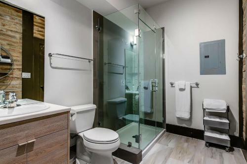 Apartamento Mckenize Guest House: Lbj Suite 1 Bd, 1ba