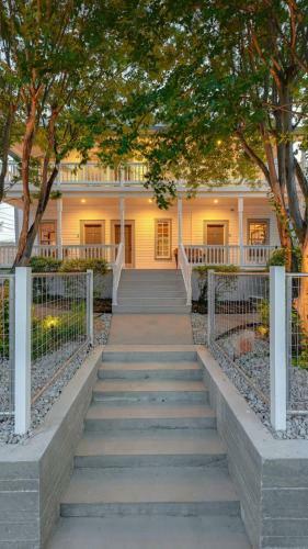 Apartamento Mckenize Guest House: Lbj Suite 1 Bd, 1ba