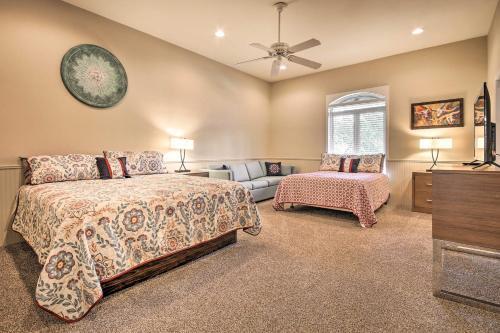 Guadalupe River Haus With Boat Slip And Water Views!