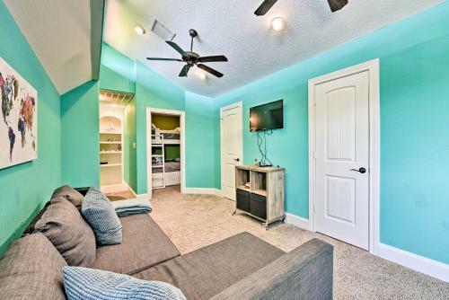 Matagorda Townhome With Deck, Views, Pool Access