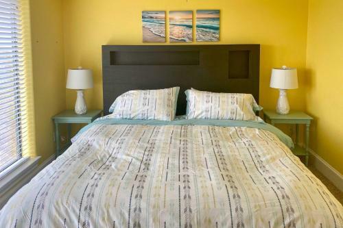 Matagorda Townhome With Deck, Views, Pool Access