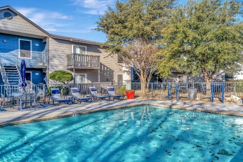 Relaxing 1br Suite And Swimming Pool