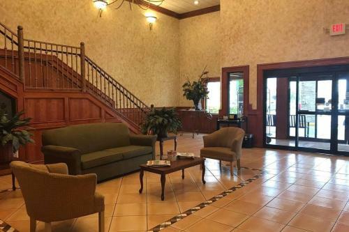 Hotel Shary Inn And Suites