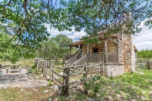 Wolf Creek - Civil War Cabin Cabin