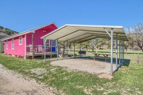 Winecup Cabin Rr9122wc Home