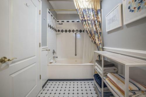 Edgewater Escape Home
