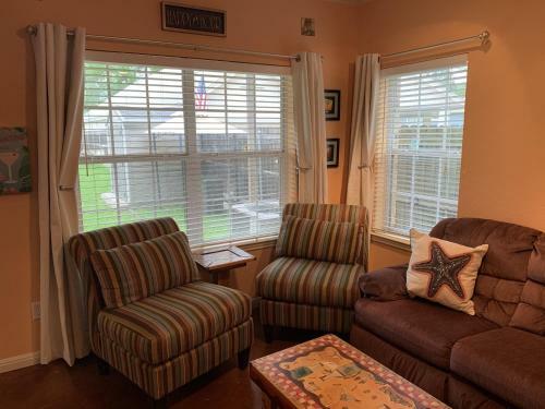 Lakeview Aquarium Ld 332 Home