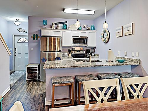 Sandy Retreat Condo