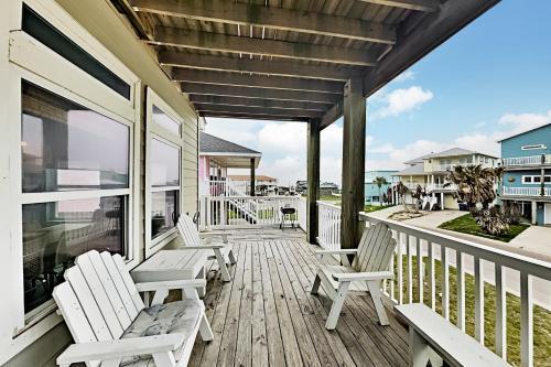 New Listing! Coastal Haven With Observation Deck Home