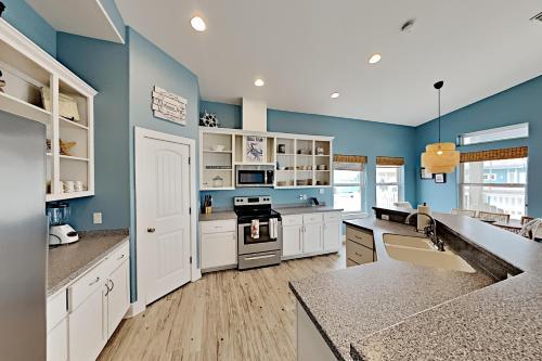 New Listing! Coastal Haven With Observation Deck Home