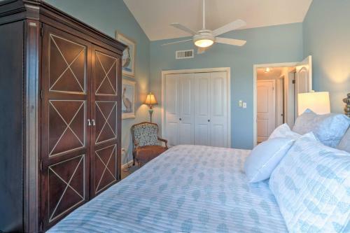 Waterfront Lake Travis Home With Pool Access!
