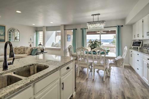 Lakefront Resort Living Pool, Golf, Tennis And More