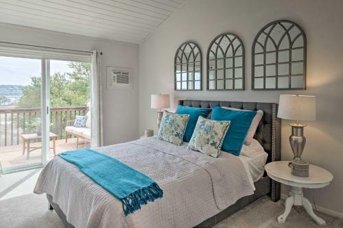 Lakefront Resort Living Pool, Golf, Tennis And More