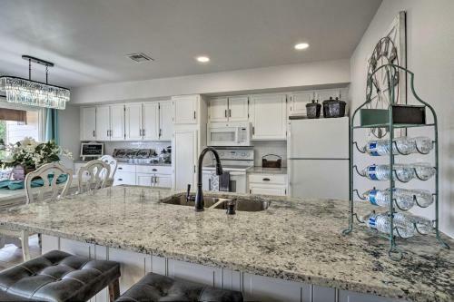 Lakefront Resort Living Pool, Golf, Tennis And More