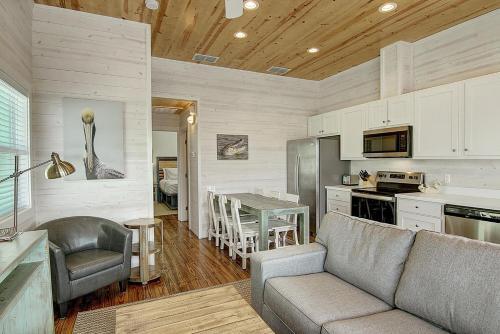 Gordys Getaway Esb9 Home