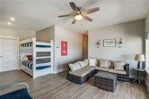 6501 Villa Castellon Drive Home