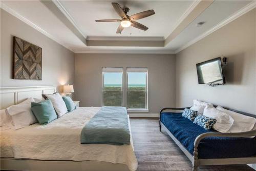 6501 Villa Castellon Drive Home