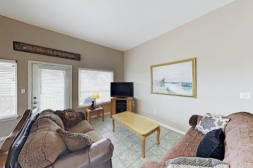 New Listing! Gulf-view Getaway With Balcony & Grill Home