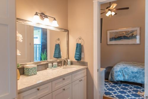 Marlin Azul Home
