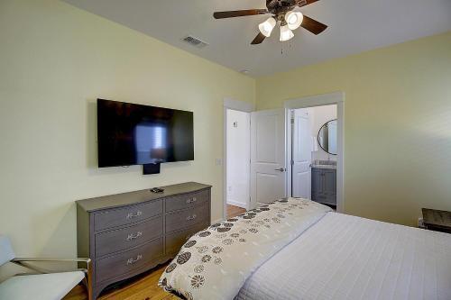 Moon Song 515 Wac Condo