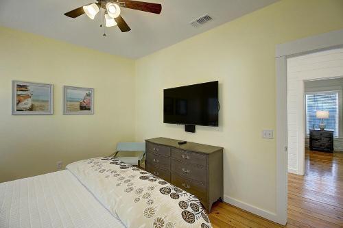 Moon Song 515 Wac Condo