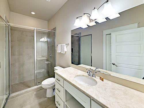 Stylish New Townhouse #102 Townhouse