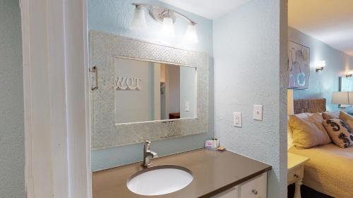 Apartamento 146 Sea Breeze Condo