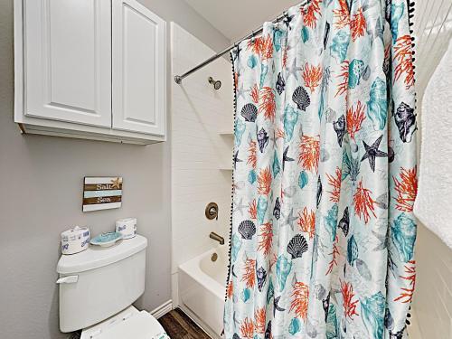 Boats And Oars Condo