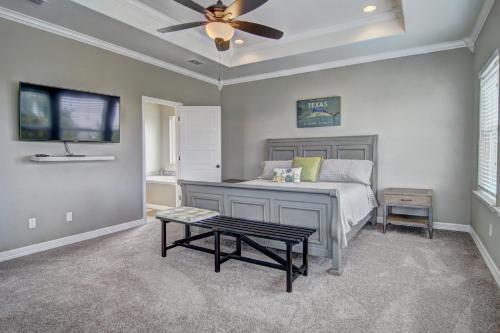 Neal's Nest At Paradise Pointe Home
