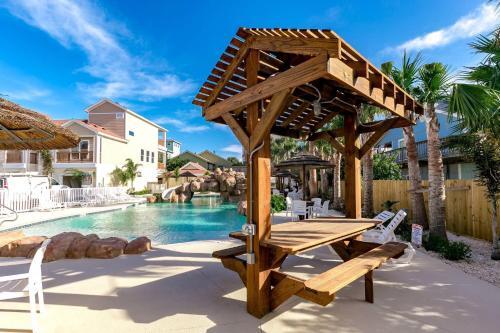 Beachside Bungalo Townhouse
