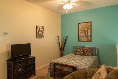 Orange Tiki Townhouse