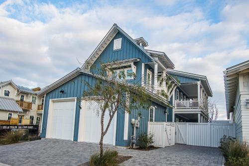 Blue Casa, Su Casa Home