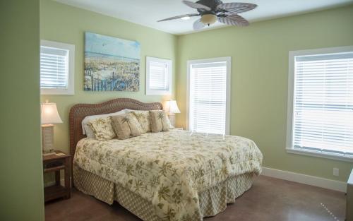 Turtle Paradise Home