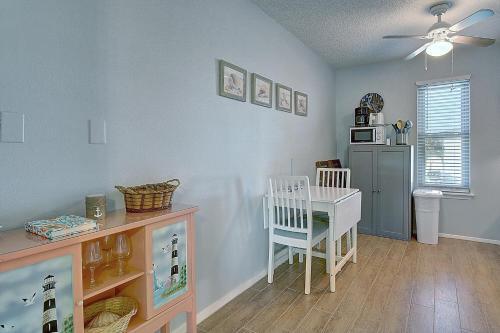 Apartamento Courtyard #201 Condo