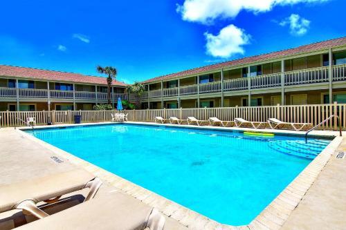 Apartamento Courtyard #201 Condo