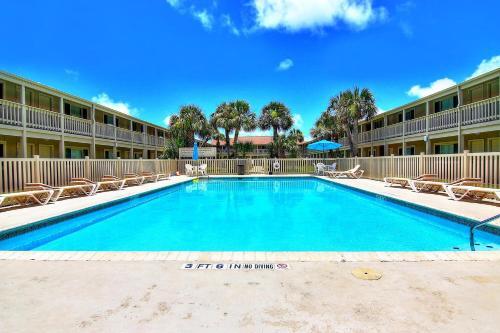 Apartamento Courtyard #201 Condo